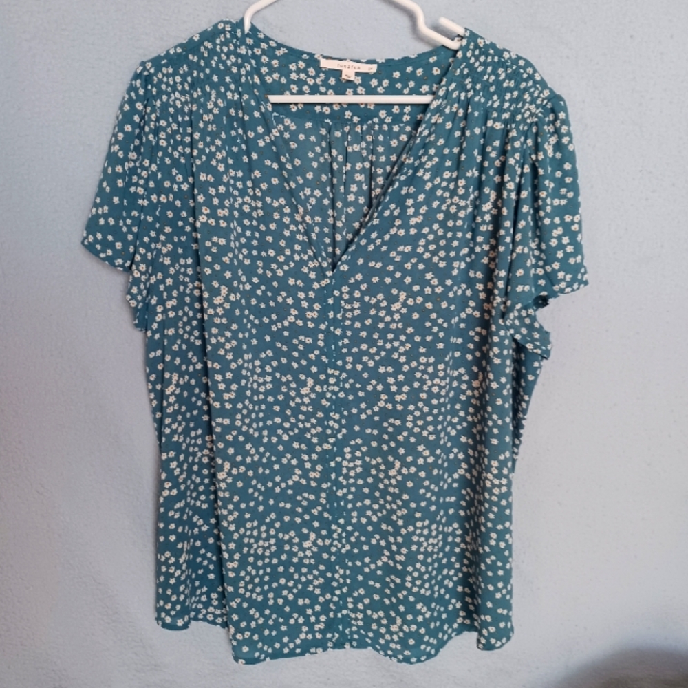 Teal Short Sleeve Floral Blouse